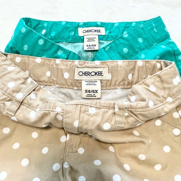 Girl’s Set of 2 Cherokee Polka Dot Twill Shorts - Picture 9 of 11